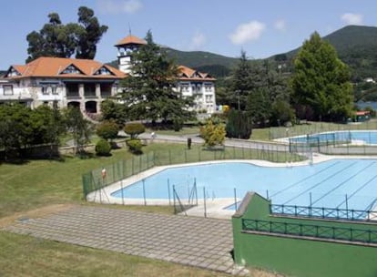 La finca de las colonias de la BBK en Urdaibai donde la Diputación de VIzcaya quiere abrir un nuevo Guggenheim.