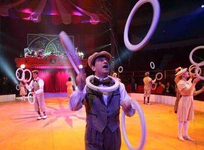 Espectáculo <i>Charivari </i>en el circo Price.