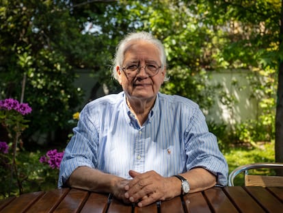 El documentalista chileno Patricio Guzmán, en la comuna de Providencia.