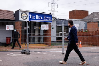 Entrada del hotel The Bell en Epping, este miércoles. 