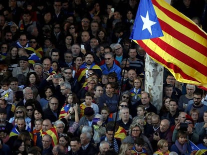 Manifestaci&oacute;n en Barcelona para exigir la libertad de los pol&iacute;ticos y los dirigentes independentistas encarcelados el pasado 12 de noviembre.