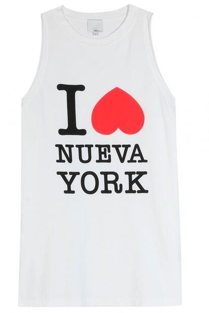 3.1 Phillip Lim subió la mítica camiseta "I love New York" sobre la pasarela con tachuelas. Ésta cuesta 110 euros.