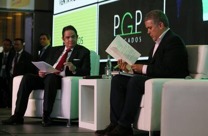 Los candidatos presidenciales Germán Vargas Lleras, a la izquierda, e Iván Duque.