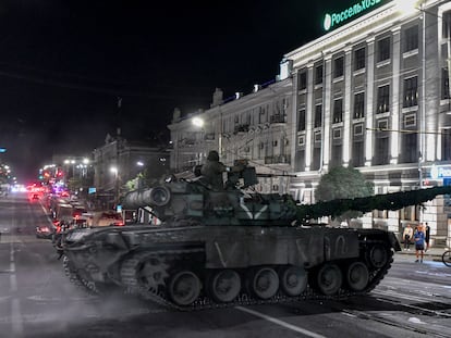 Troops of the Wagner mercenary group prepare to leave the center of Rostov-on-Don, in southern Russia, on June 24, 2023.