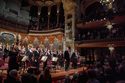 Aplausos para el director, Coro Monteverdi y los English Baroque Soloists.