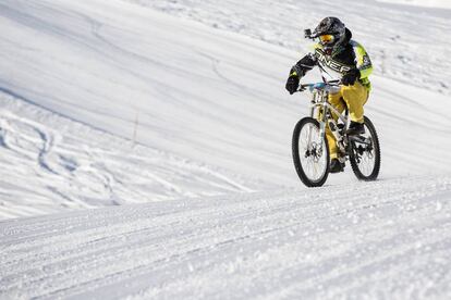 Competición abierta Glacier Bike Downhill