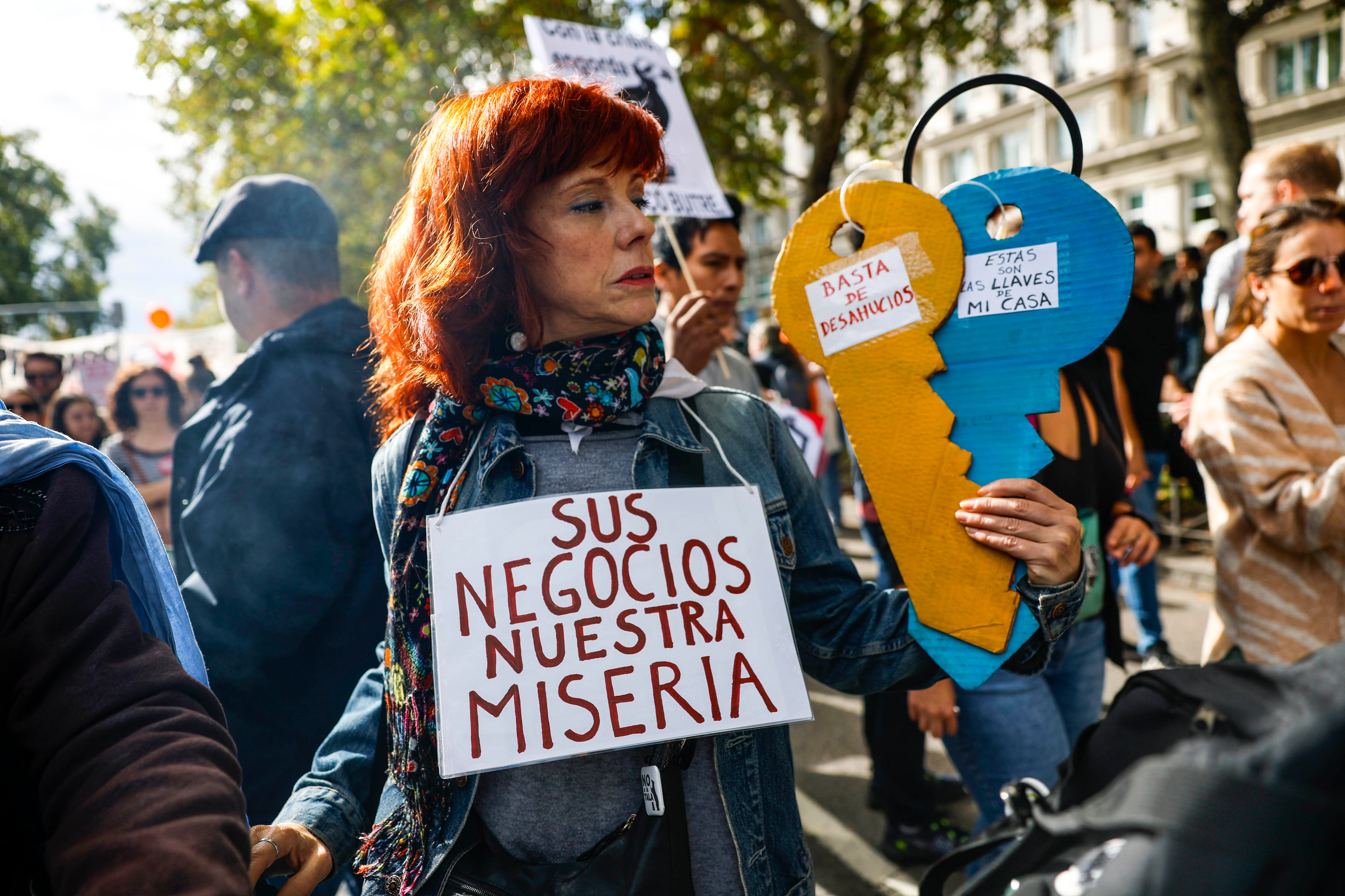 La manifestación por la vivienda en Madrid, en imágenes