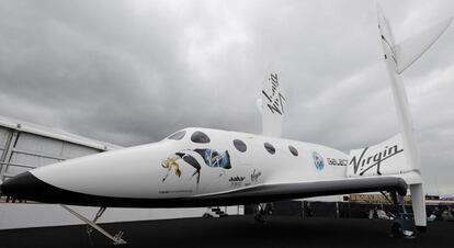 La aeronave espacial de Virgin Galactic, una de las estrellas del salón