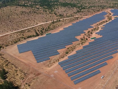 Planta de paneles fotovoltaicos en Chile.