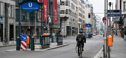 Una calle céntrica de Berlín, este domingo.