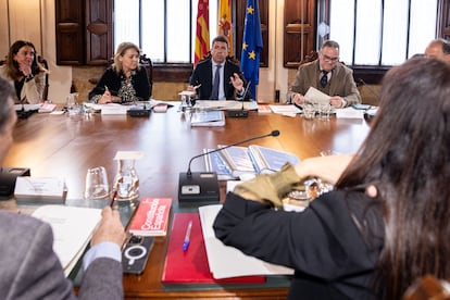 El presidente de la Generalitat, Carlos Mazón, reunido con su gobierno el pasado mes de abril. 
