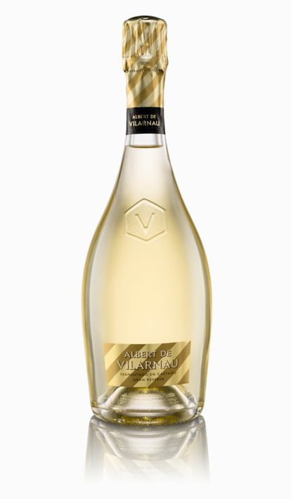 
Vilarnau crea un cava a partir de la variedad autóctona del Penedès, la uva xarel·lo. La peculiaridad de este Gran Reserva Brut Nature radica en que ha sido fermentado y envejecido en barricas de madera de castaño. 
Precio: 35 euros