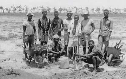 Imagen histórica de Malí recogida en el documental Xaraasi Xanne (voces cruzadas) de Raphaël Grisey u Bouba Touré.