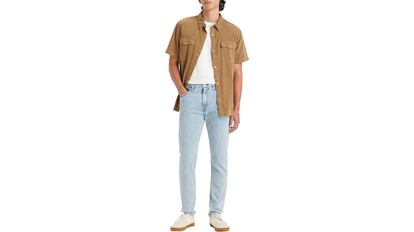 ¿Dónde comprar pantalones vaqueros de hombre en rebajas? Levi´s y Jack & Jones ofrecen grandes descuentos en sus mejores modelos.