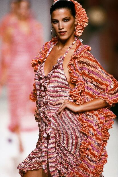 Laura Sánchez, imponente en el desfile de la colección Bravo, en 2002.