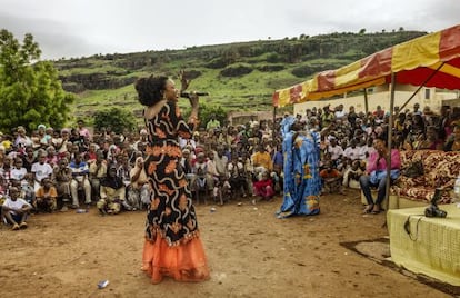 Oumou Sangaré en un acto benéfico.