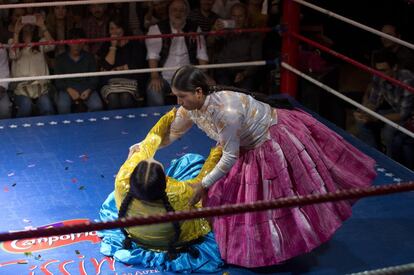 Las Cholitas Luchadoras en octubre en Madrid.