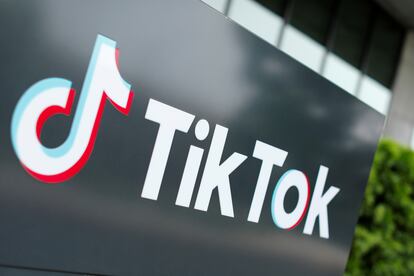 Logo de TikTok en las oficinas de la empresa en Estados Unidos, en Culver City, California, en el mes de septiembre.