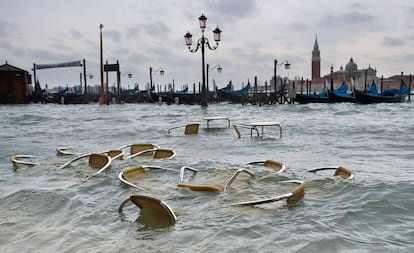 La plaza de San Marcos de Venecia, inundada por las aguas.