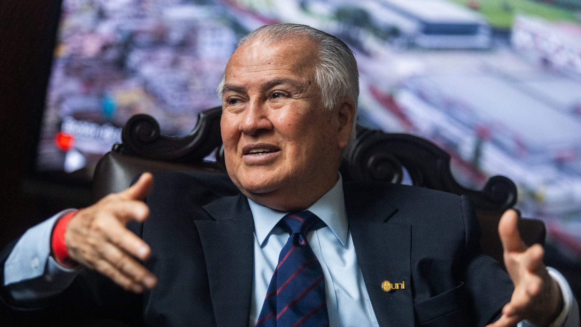 Alfonso López-Chau, rector y candidato presidencial peruano: “La Constitución defiende intereses mezquinos; hay que cambiarla” | EL PAÍS América