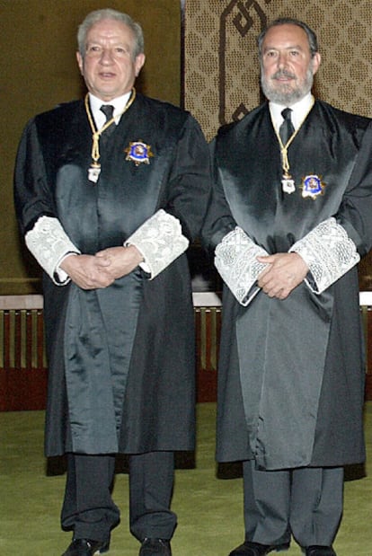 Pascual Sala (a la izquierda) y Manuel Aragón.