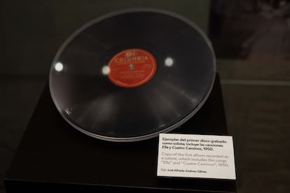 El primer disco como solista de José Alfredo Jiménez, visto en la casa- museo del artista.