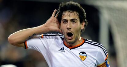Parejo celebra su gol al Sevilla.