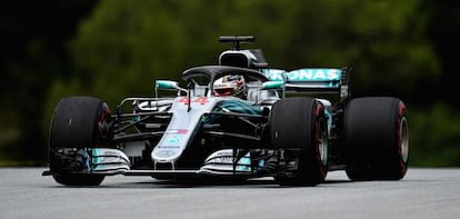 Hamilton, en el circuito de Spielberg, Austria.