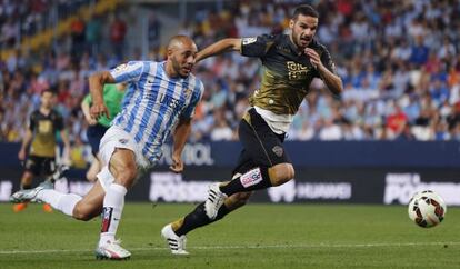 Amrabat se marcha de Lombán. 