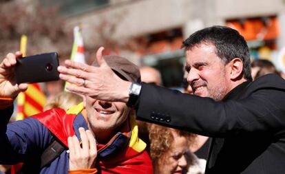 Manuel Valls, en un acto de Sociedat Civil Catalana.