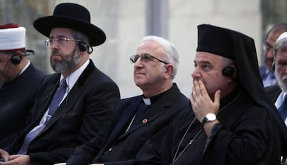 Líderes religiosos judíos, musulmanes y cristianos de Tierra Santa, este miércoles.