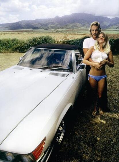 De todas las que le rodearon, ella, Ellie, fue la única que se mantuvo junto al surfista y 'playboy'.