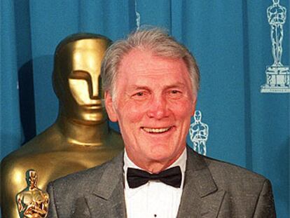 El actor Jack Palance, en 1992, cuando recibió el Oscar por su papel en la película 'Cowboys de ciudad'