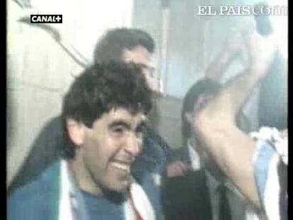 Maradona celebra el scudetto logrado por el Nápoles