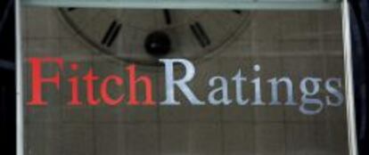 En la imagen, fachada de la sede de la agencia de calificaci&oacute;n Fitch Ratings en Nueva York (Estados Unidos). EFE/Archivo