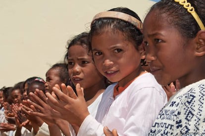 La población actual de Madagascar es una mezcla afroindonesia