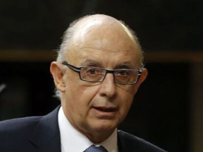 El ministro de Hacienda, Crist&oacute;bal Montoro, en el Congreso.