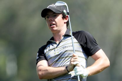 McIlroy, tras el segundo golpe en el primer hoyo de ayer, que acabó en <i>bogey.</i>