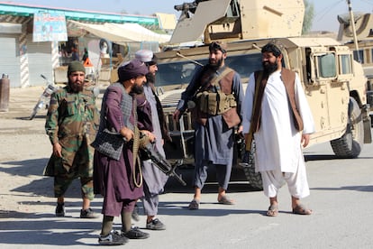 Fuerzas de seguridad de los talibanes patrullan en Spin Boldak, en la zona fronteriza con Pakistán