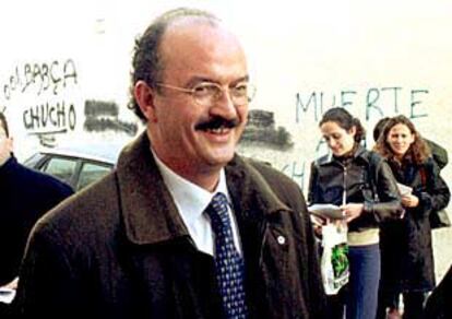 Miguel Segovia acudió ayer a declarar ante la juez por el <i>caso Bariloche.</i>