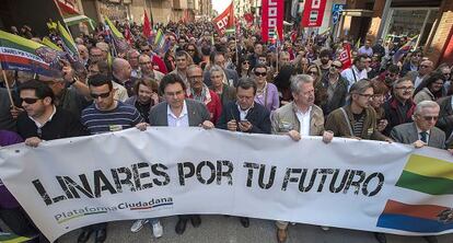 Una vista de la manifestación celebra en Linares.