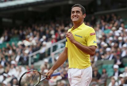 Almagro se lamenta de una jugada. Se le escapa el partido.