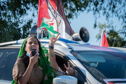 Mriam Jaa Salam, en una manifestación por la libertad del pueblo saharaui.
