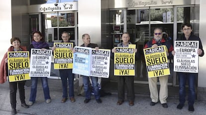 Protesta contra las cl&aacute;usulas suelo en Castilla y Le&oacute;n.