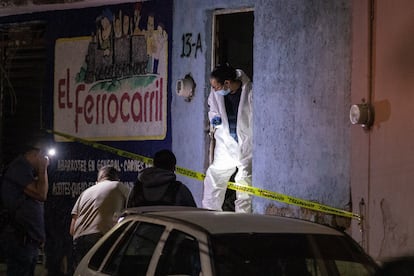 A forensics team works at the site where six other young people were murdered in Guadalupe, Zacatecas, on September 6, 2023.
