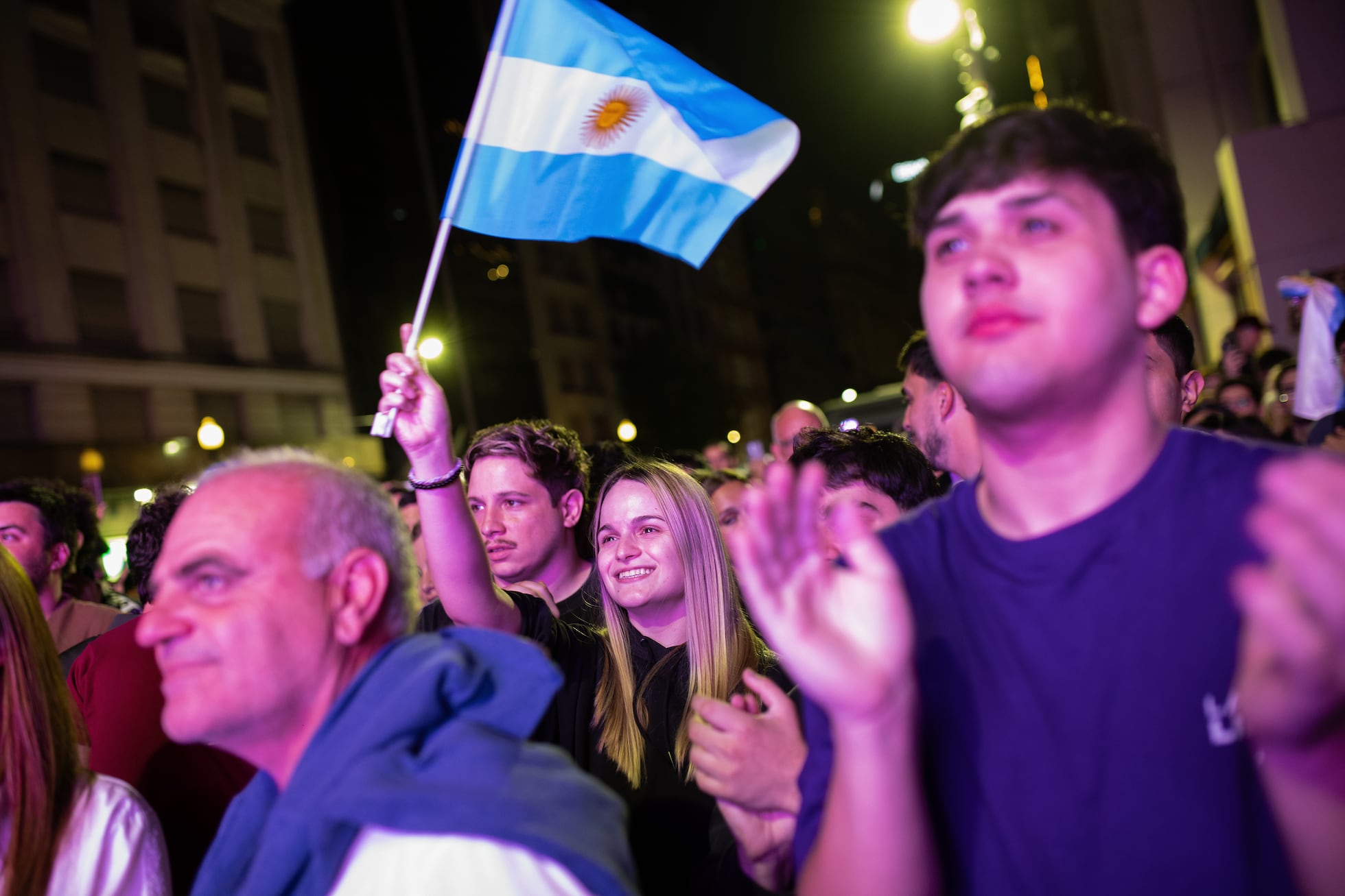 Milei gana las elecciones legislativas en Argentina con más del 40% de ...