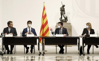 El expresidente de la Generalitat Pere Aragonés durante la primera reunión del Pacto Nacional por la Lengua, el 22 de febrero de 2022, en la que se presentó un informe académico sobre la situación del catalán.