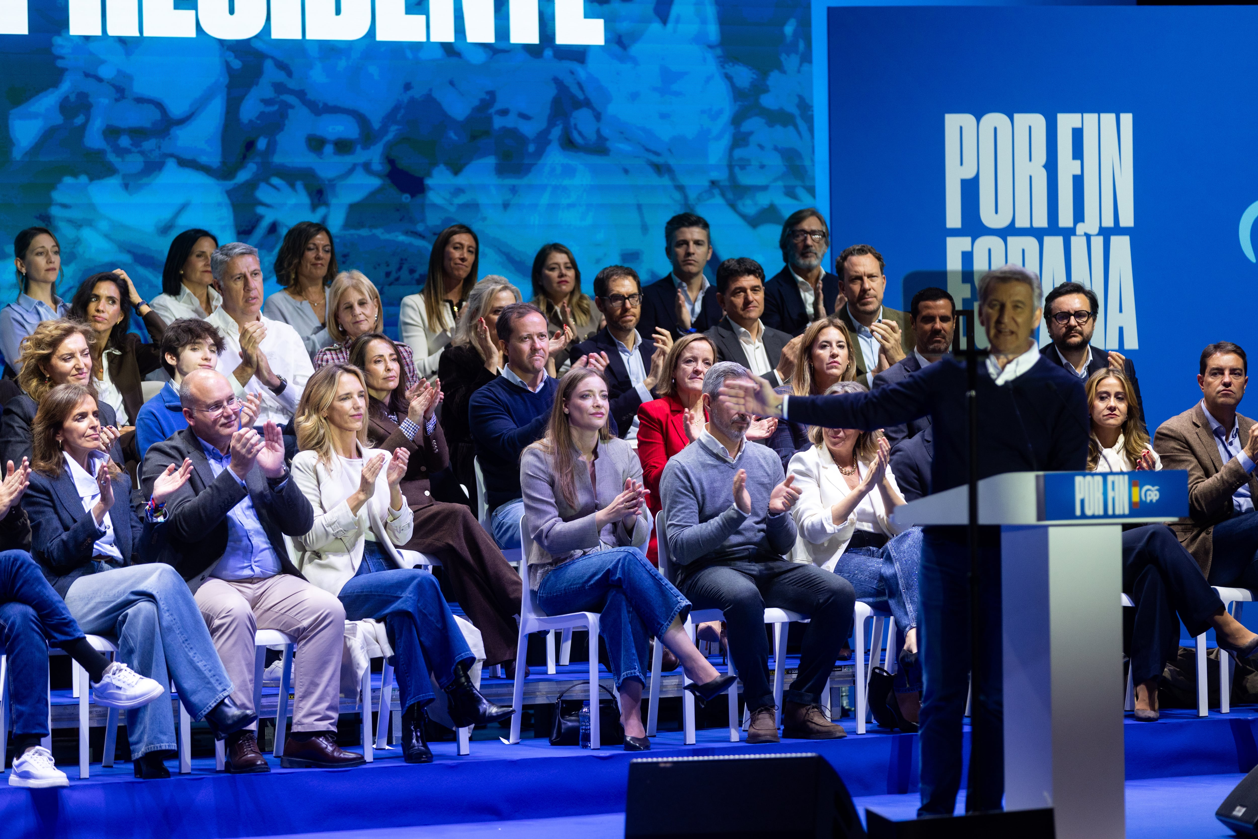Los cabezas de lista de la formación, en el acto de precampaña celebrado este domingo en Salamanca.