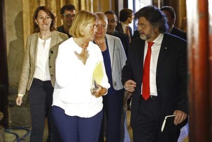 Núria de Gispert y Antoni Castellà, la semana pasada al Parlament.
