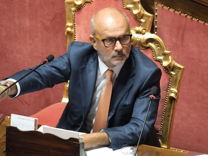 El ministro de Salud italiano, Orazio Schillaci, en el Parlamento.